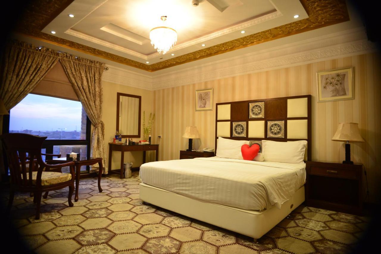 Rachna Hotel Gujranwala Exterior photo