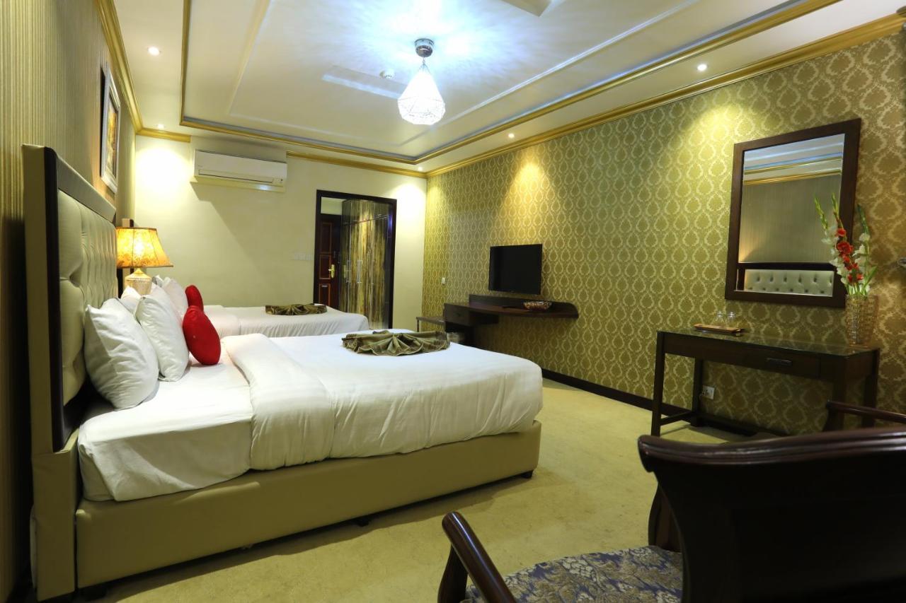 Rachna Hotel Gujranwala Exterior photo
